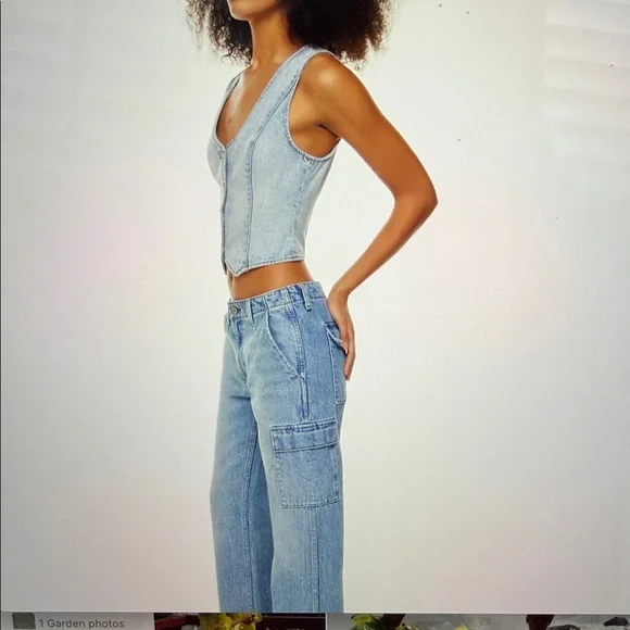 Denim Forum 90’s Mia Denim Blue Buttoned Vest - Picture 8 of 10